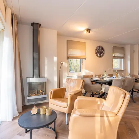 Oude Dijkje Semesterbostad *