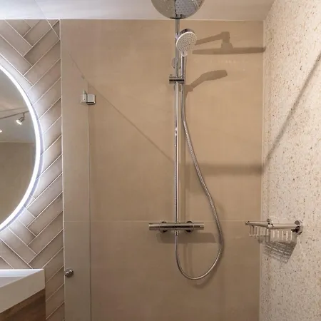 بيت للعطل Oude Dijkje